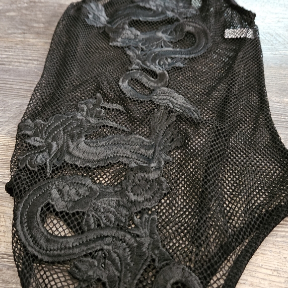 Seduction by fedricks of Hollywood dragon fishnet bodysuit - Picture 2 of 8